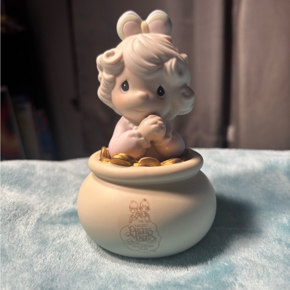 “You’re The End of My Rainbow” Precious Moments Figurine